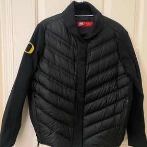 Nike Men’s size large Oregon Ducks black jacket